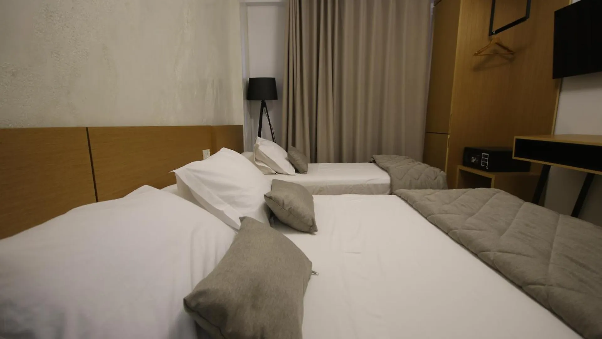 ****  Arxontiko Hotel Himare Albania