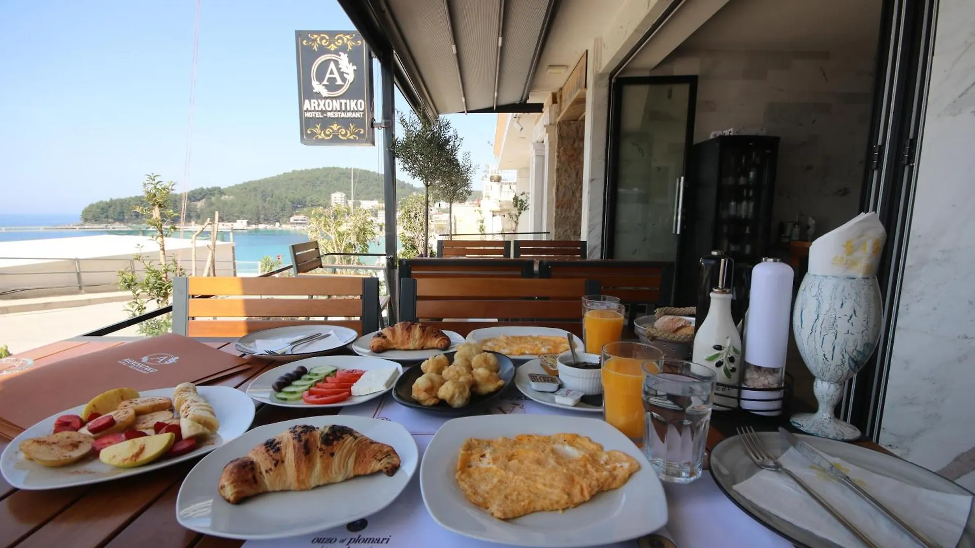 Arxontiko Hotel Himare Albania
