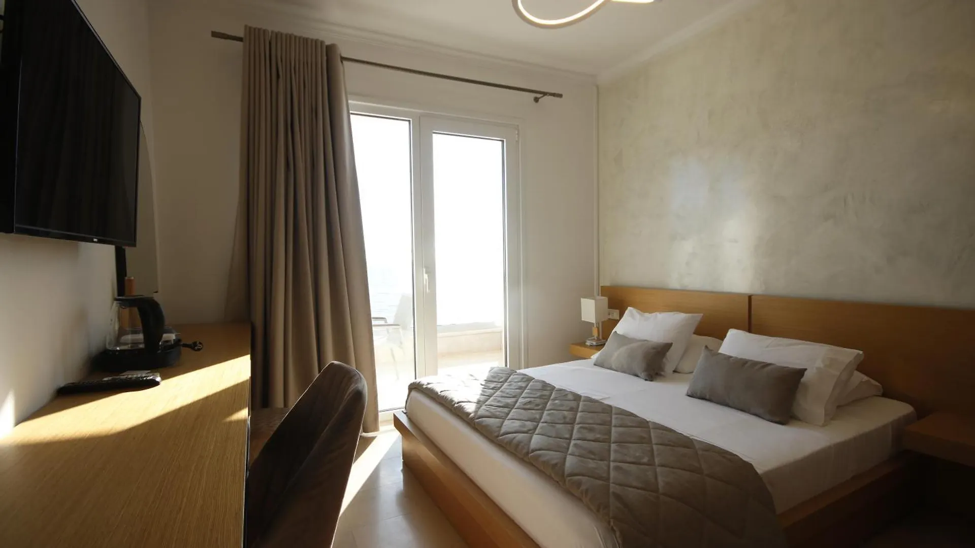 Arxontiko Hotel Himare